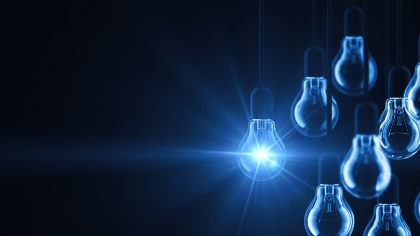 photo of lightbulbs
