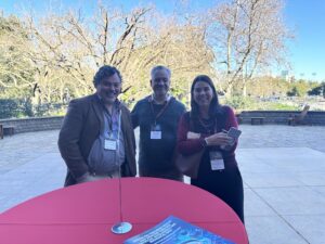 Happy faculty and researchers meeting at the Collaboration and Careers Forum
